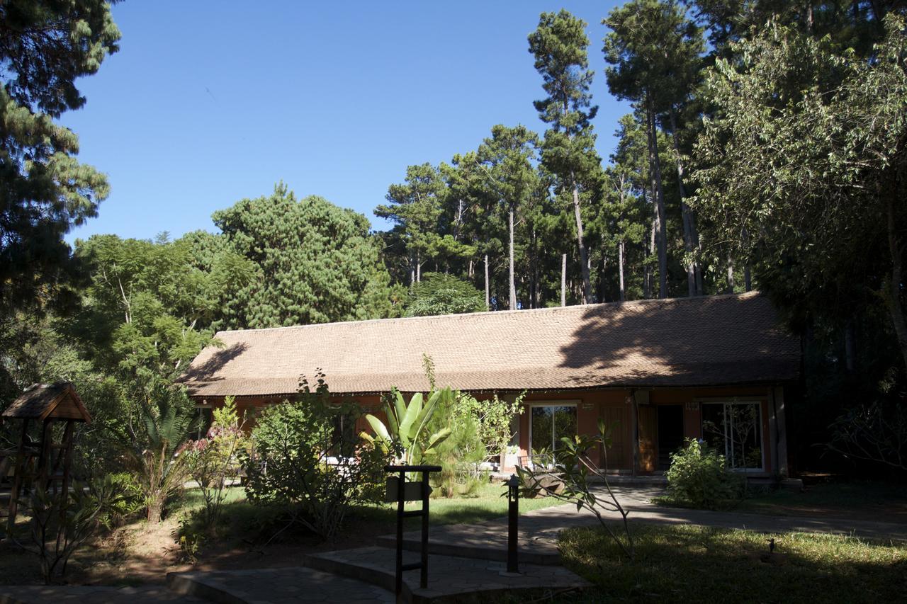 Hotel Lodge Au Bois Vert Antananarivo International Airport Ivato Bagian luar foto